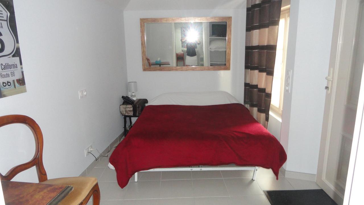 Le Quai 3 Hotel Chateaubriant Luaran gambar