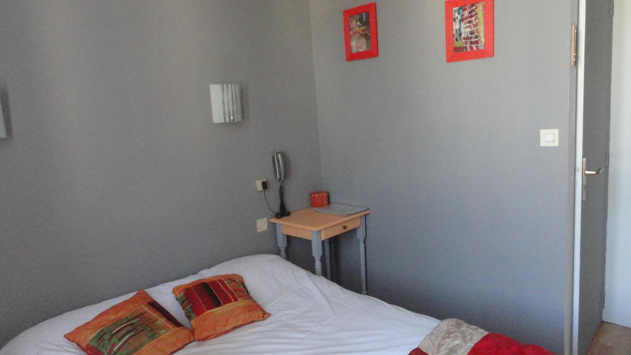 Le Quai 3 Hotel Chateaubriant Luaran gambar