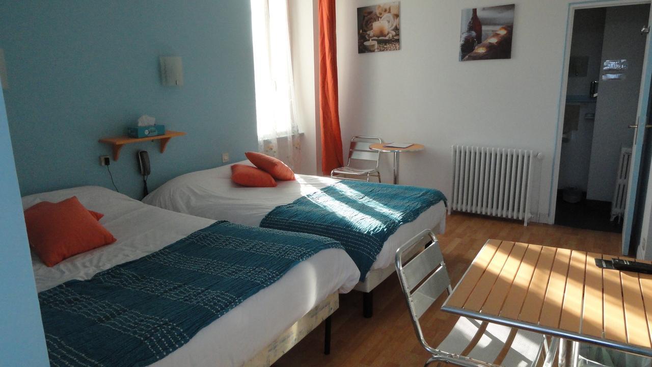 Le Quai 3 Hotel Chateaubriant Luaran gambar